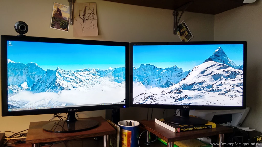 Stretching Wallpapers Across Dual Monitors With Windows 7 ...