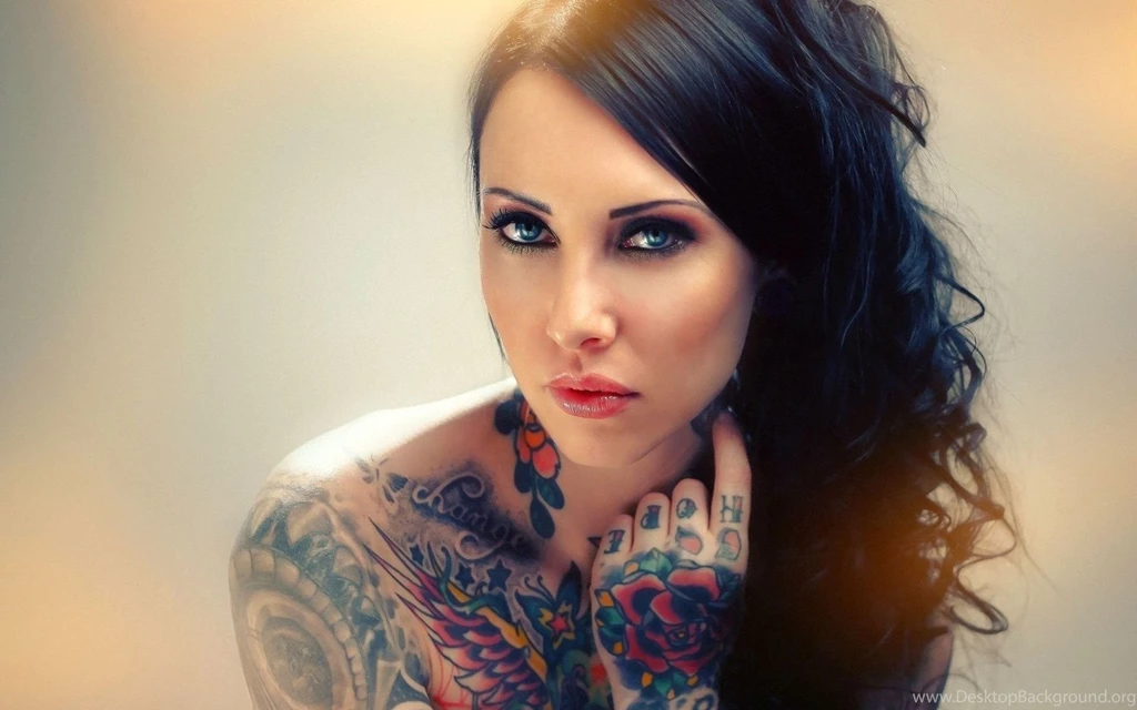 Tattooed Girls Wallpapers