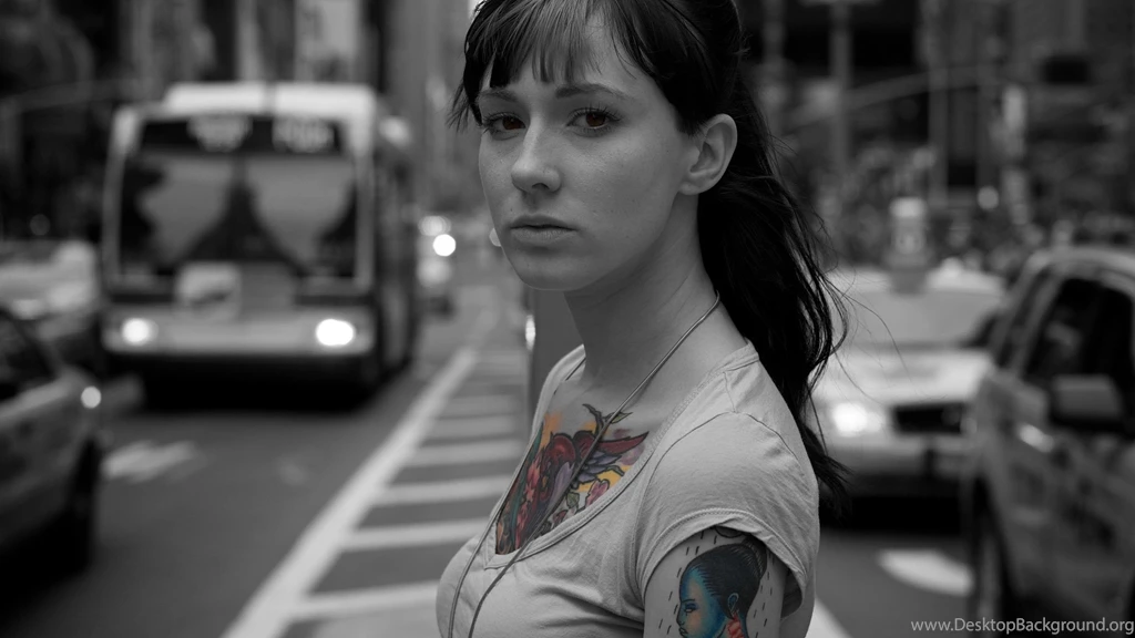 Tattooed Girl Widescreen Wallpapers