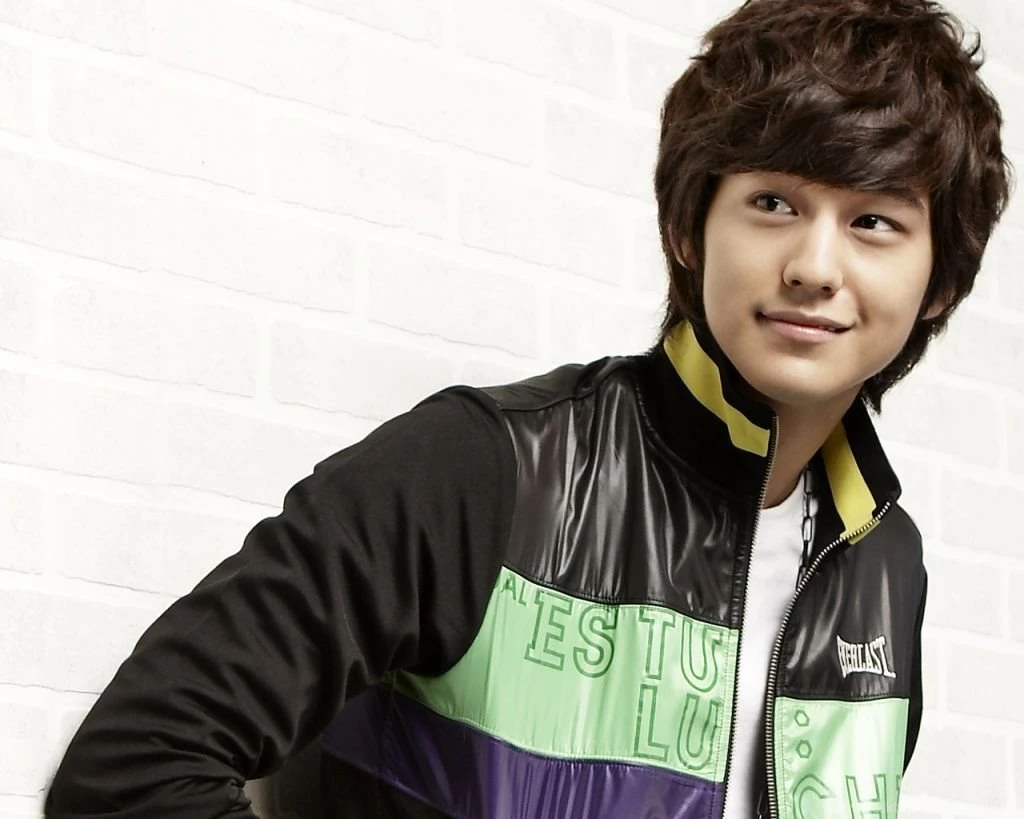 Cute Kim Bum Wallpapers Free Cute Kim Bum Wallpapers By Udhao.net