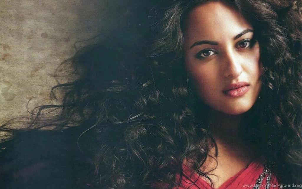 Sonakshi sinha 2015 high definition wallpapers : PC Wallpapers