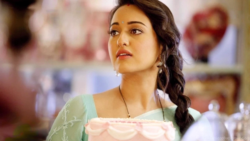 Sonakshi Sinha Wallpapers