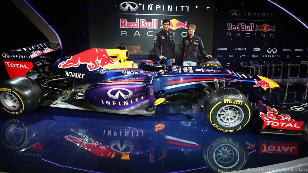 HD Pictures 2013 Launch Red Bull RB9 F1 Car