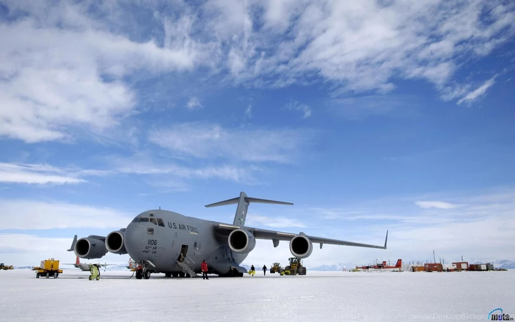Download Wallpapers C 17 At McMurdo Station (Antarctica) (1680 X ...