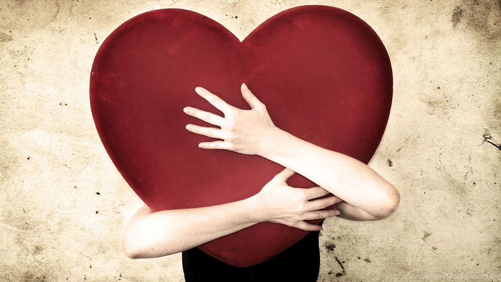 Hug Me Desktop Wallpapers HD Wallpaper Backgrounds Of Your Choice