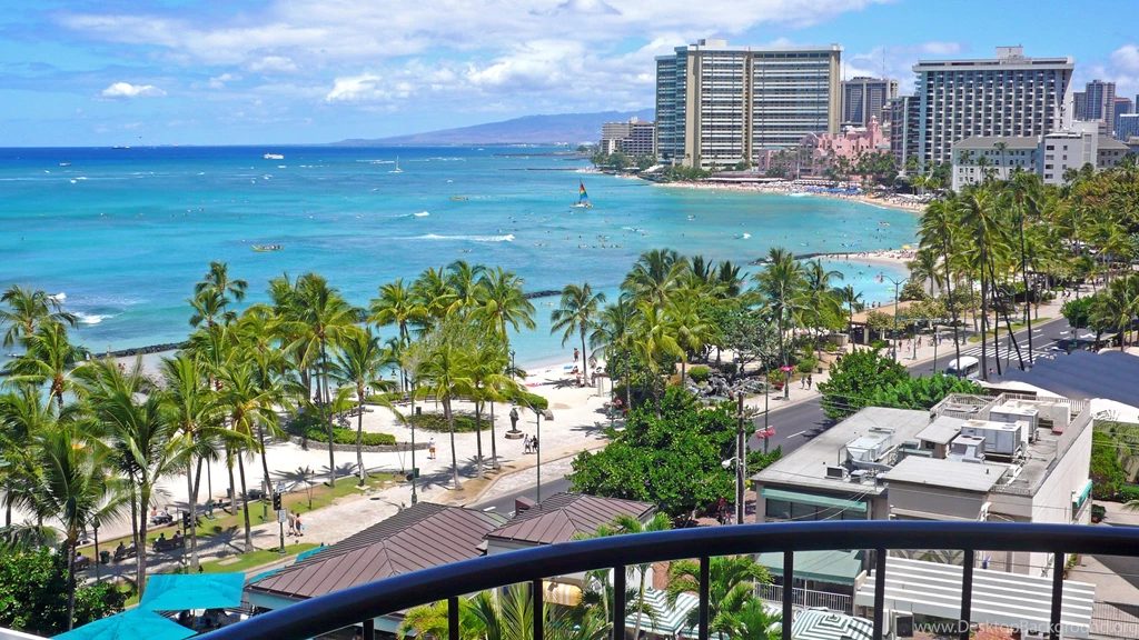 WAIKIKI BEACH HONOLULU OAHU HAWAII WALLPAPER (