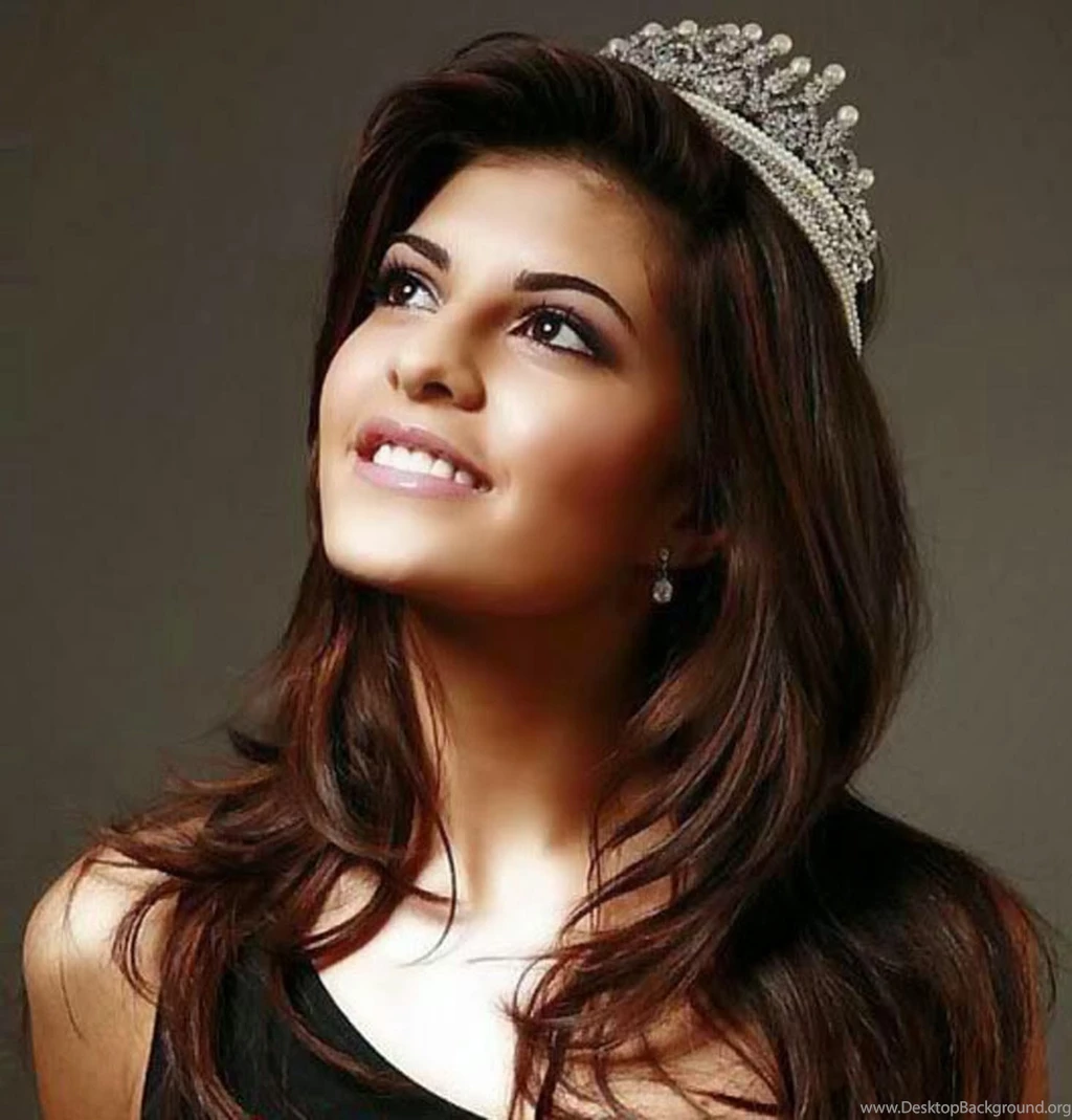 Jacqueline Fernandez Hd Wallpapers Wearing Crown 8693 Jacqueline ...