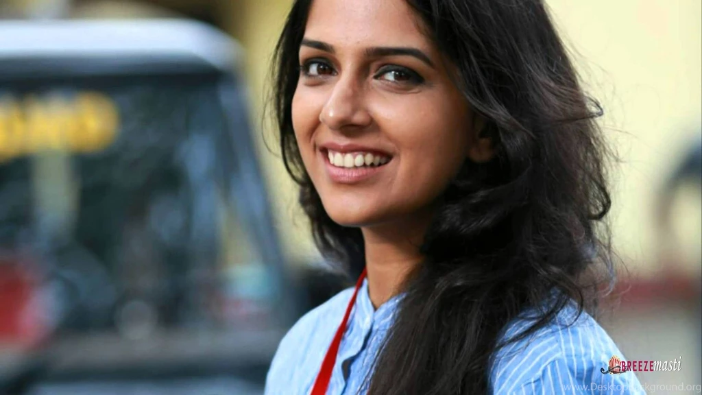 Aparna nair malayalam actress hd wallpapers Indian Actress ...