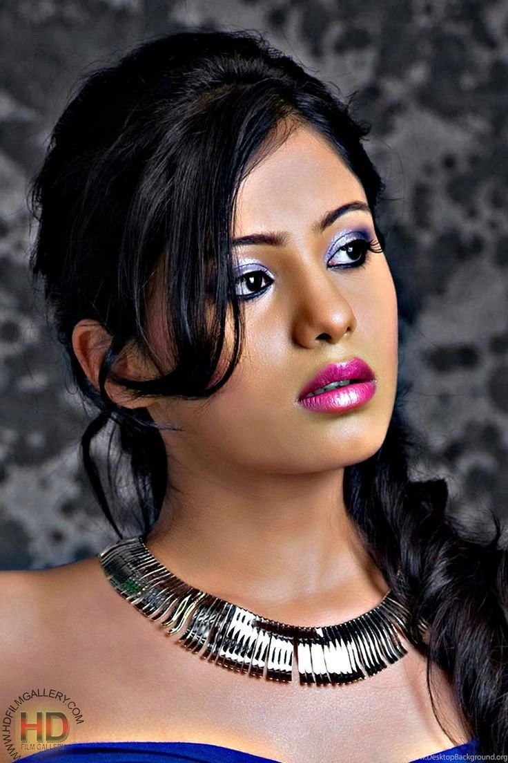 EXCLUSIVE HD WALLPAPER OF SOUTH INDIAN MOVIE ACTRESS DEEPA