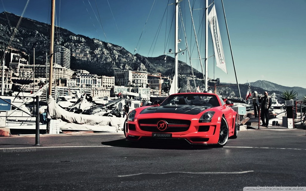 15 Mercedes Benz SLS AMG HD Wallpapers