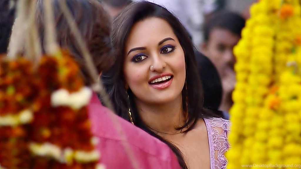 Wallpapers Nature And Sexy Sonakshi Sinha Raja Bullet Hot Actress ...