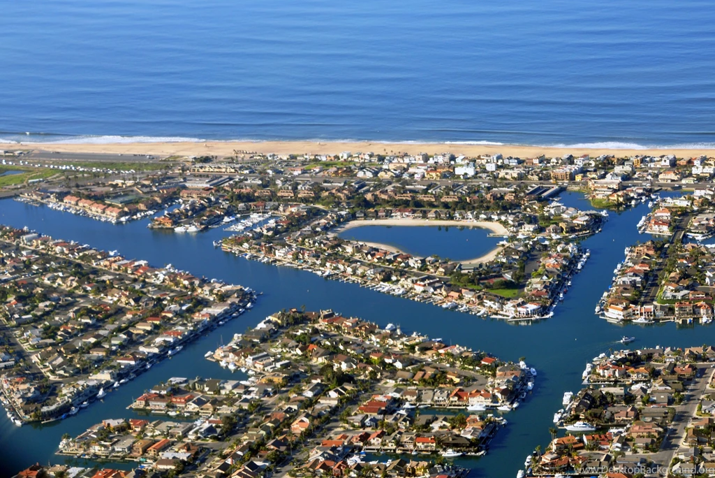 Long_beach_california_aerial_shot.JPG