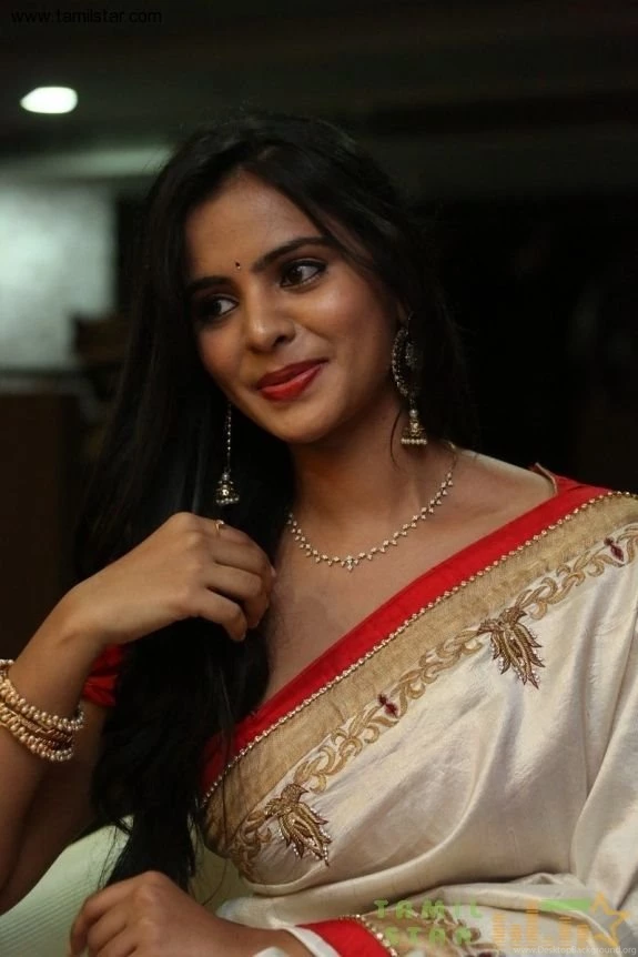 Actress Manasa Latest Saree Photos Tamil Actress Pictures ...