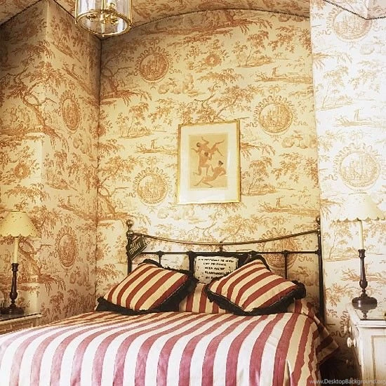 Red French style Bedroom