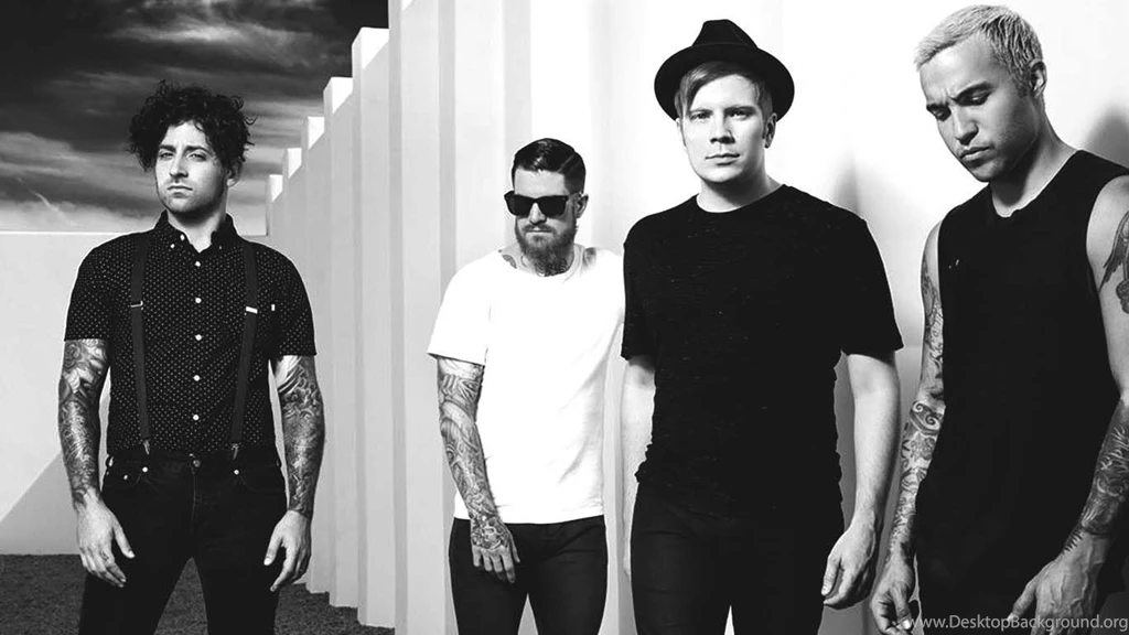 1366x768px Fall Out Boy 165.74 KB