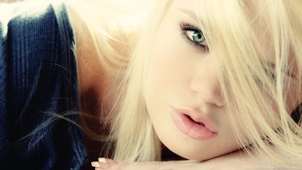 Nice_wallpapers_for_facebook_cover_page_for_girls 6.jpg
