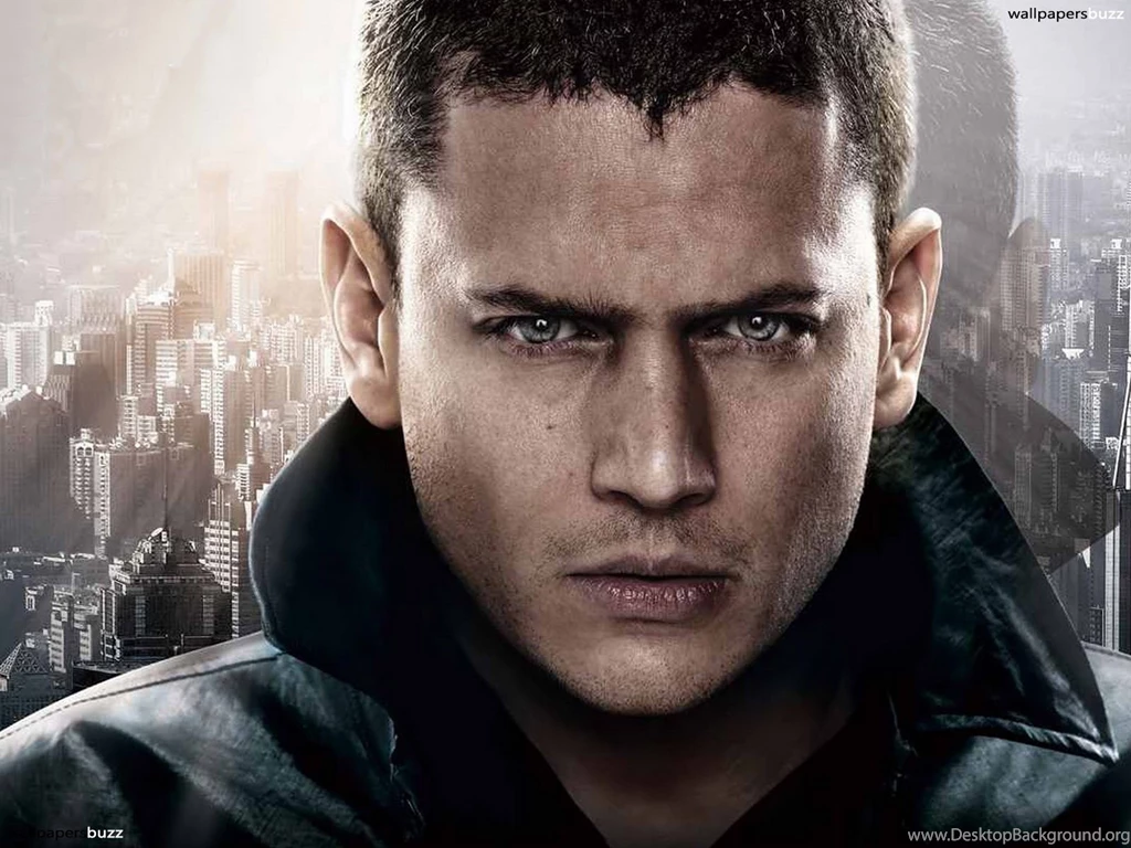 Wentworth Miller Suit Wallpaper.