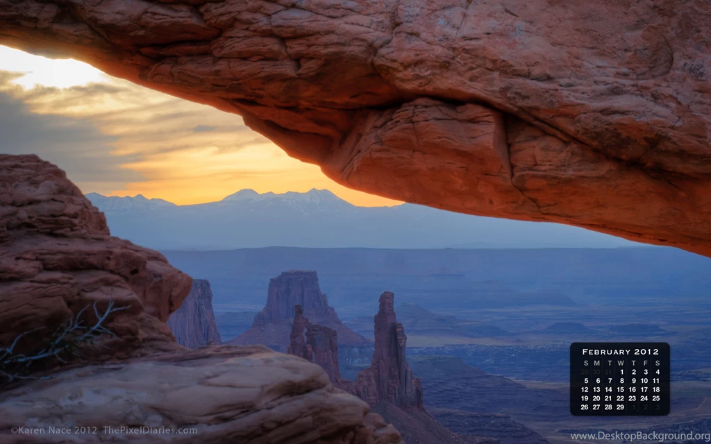 Free Desktop Calendar/wallpapers For February