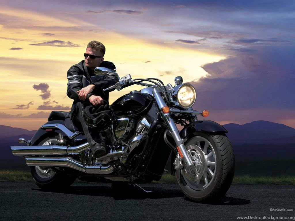 Download Suzuki Intruder Hd Desktop Wallpapers HDwallpaper4U.com