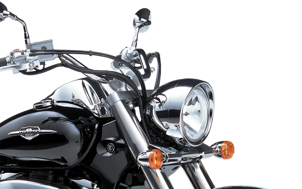 Reliable Bike Suzuki Intruder C1500T Wallpapers And Images ...