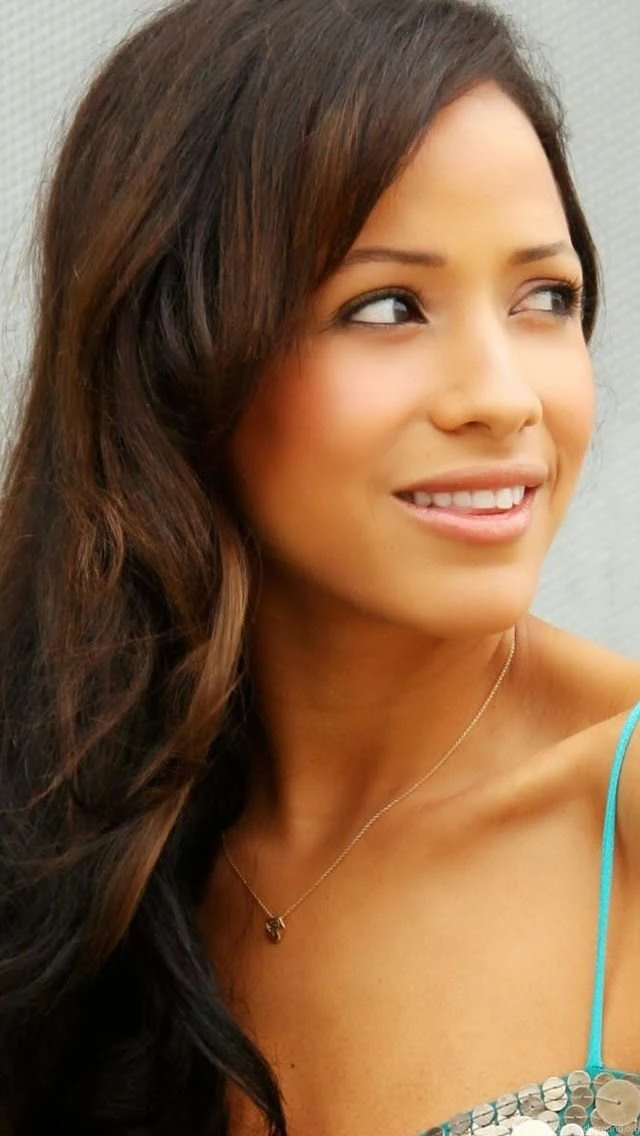 Hollywood Actress Mobile Wallpapers