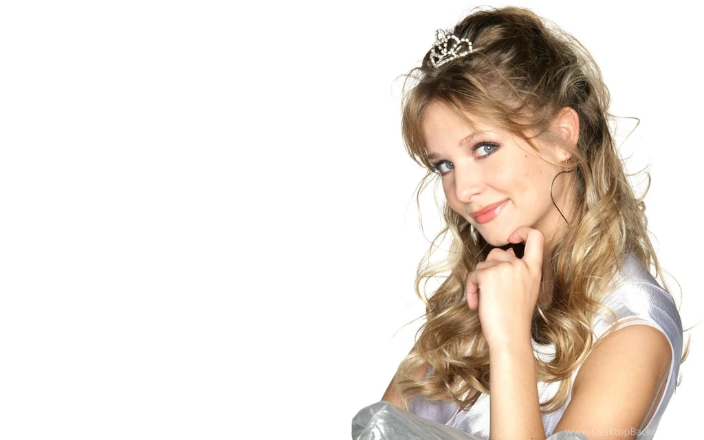 Sarah Ulrich 015 Wallpapers   Sarah Ulrich   Celebrities