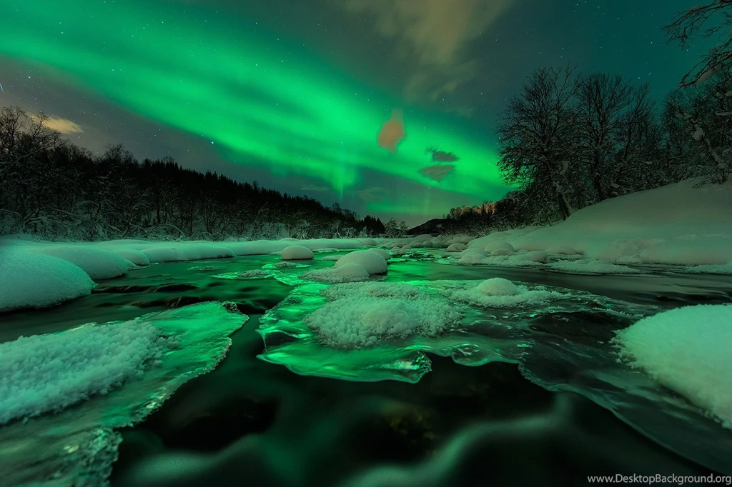 Download Aurora Borealis Wallpapers High Definition