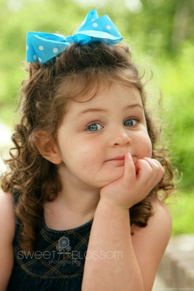 Baby girl cute baby girl wallpaper with adorable face jeans dress and blue hair bands beautiful and pretty baby girls wallpapers ideas 666x999.jpg