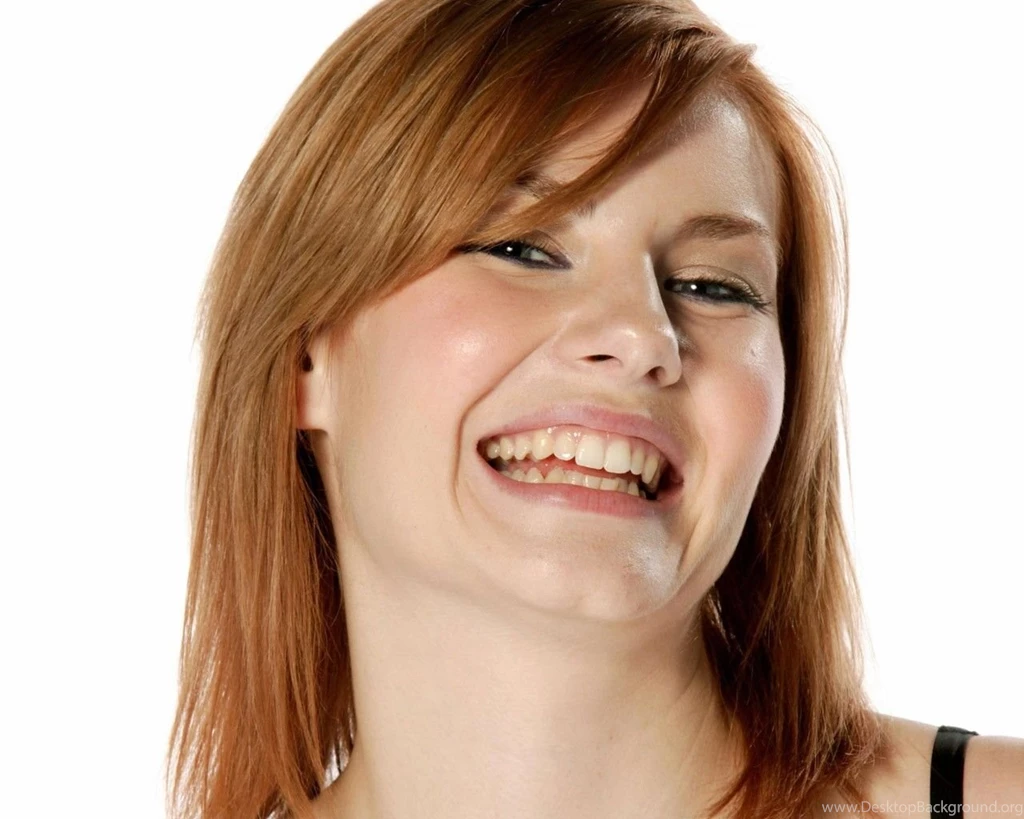 Elisha Cuthbert 3 1280x1024 High Resolution Desktop Wallpapers And ...