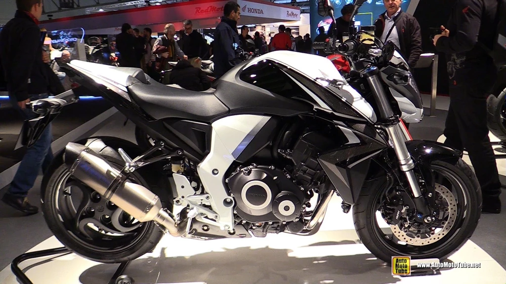 2015 Honda CB1000R   Walkaround   2014 EICMA Milan Motorcycle ...