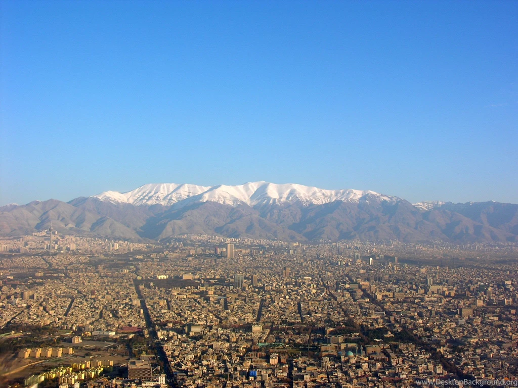 File:Aerial View Of Tehran 26.11.2008 04 34 30.JPG   Wikimedia Commons