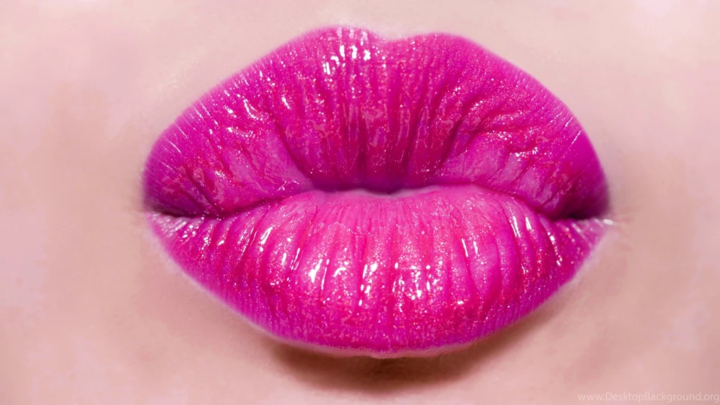 2560x1440 Pink Lips Kiss Wallpapers