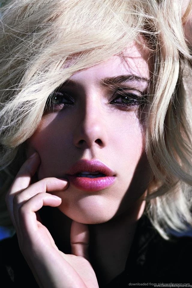 Download Scarlett Johansson Pink Lips Wallpapers For iPhone 4