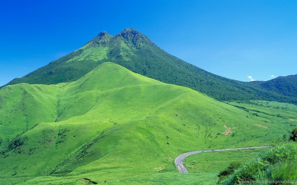 Green Mountain 3600x2410px
