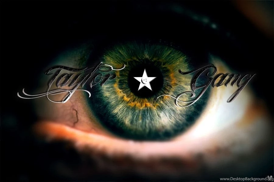 Browsing Wallpapers On DeviantArt