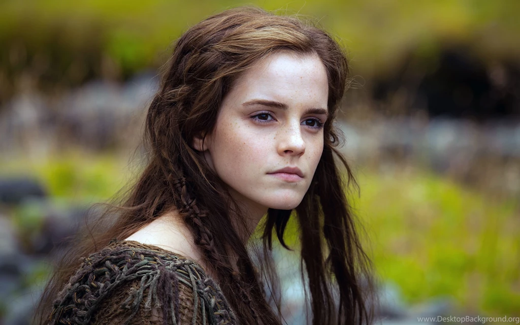 Emma Watson In Noah Wallpapers
