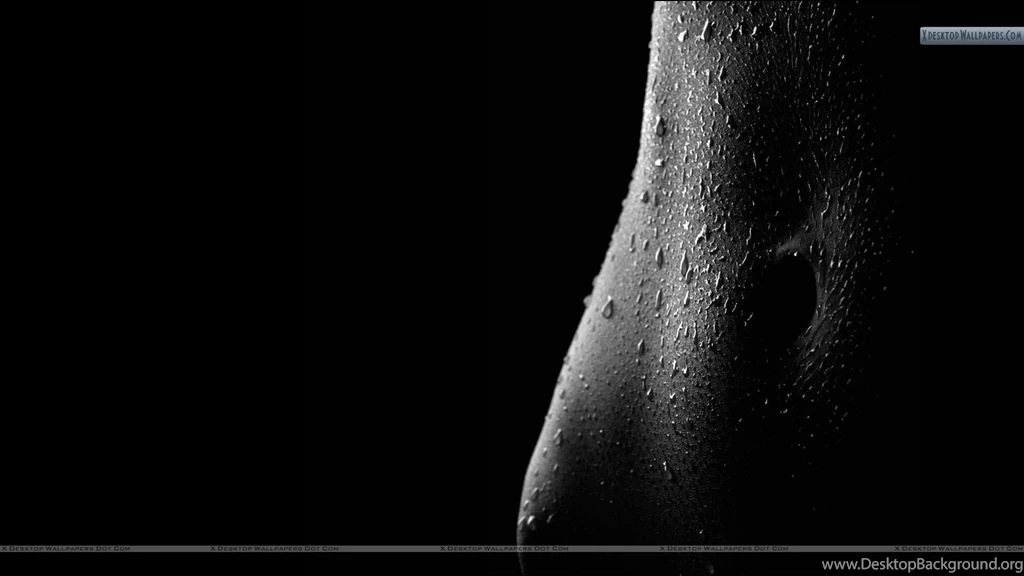 Wallpapers Very Cute N Girl Skin With Water Drops Black White ...
