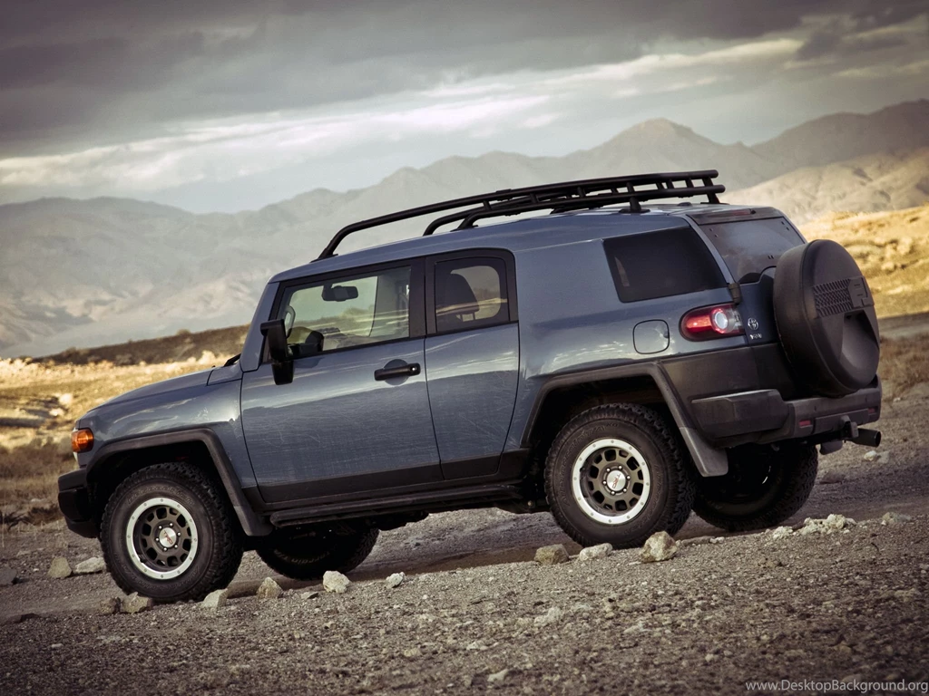 2014 Toyota FJ Cruiser (GSJ15W) Suv 4x4 R Wallpapers