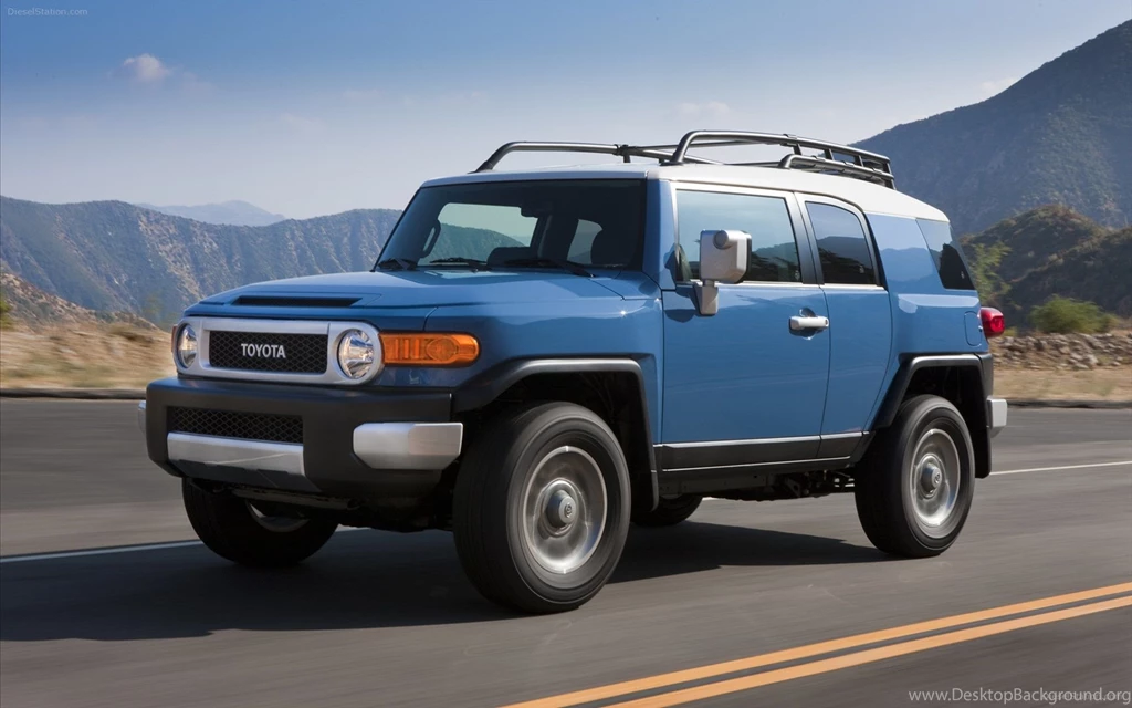 Toyota FJ Cruiser 2013 Widescreen Exotic Car Wallpapers