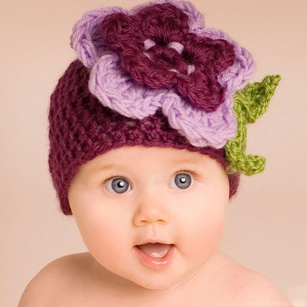 Baby_with_beautiful_cap_wallpaper funny baby wallpaper.jpg