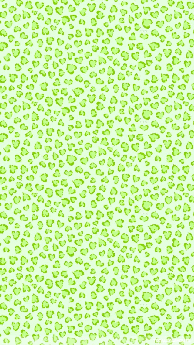 Green_heart_leopard_print.png