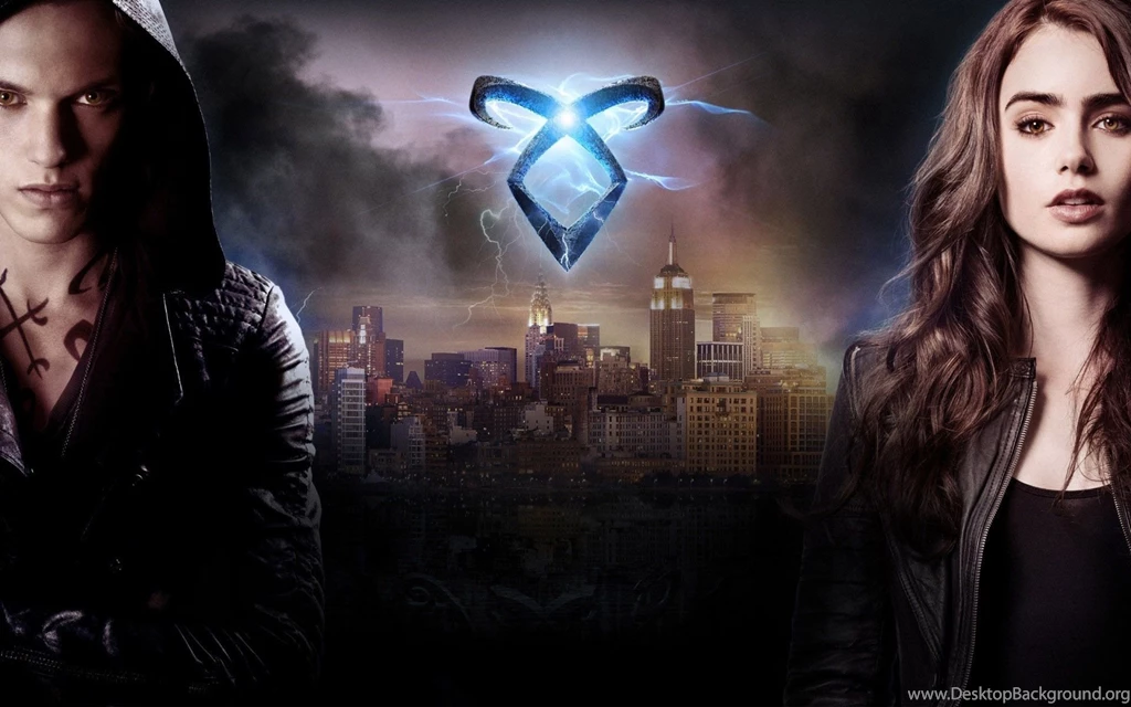 Lily Collins Wallpapers