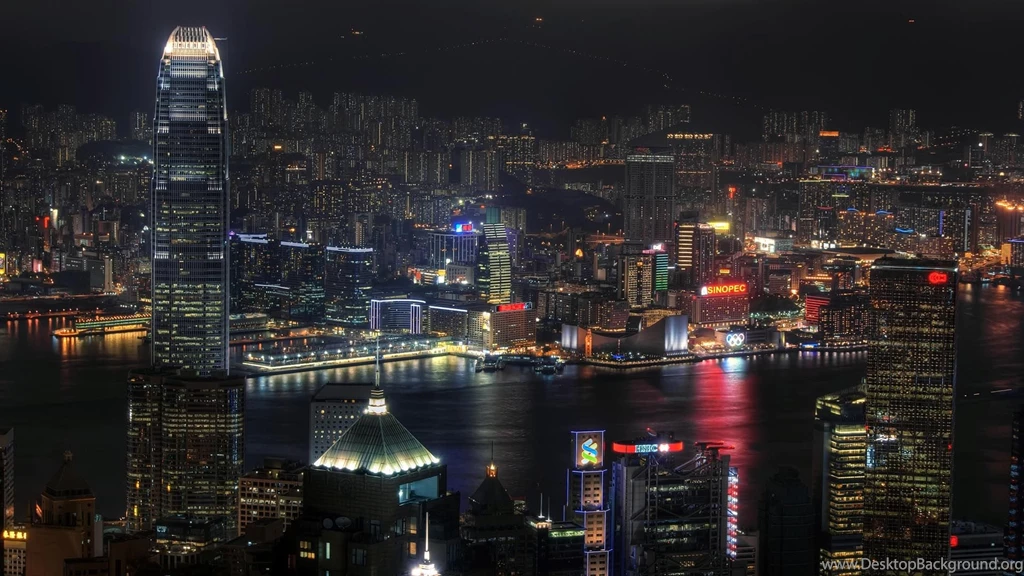 Hong Kong Skyline Night View – BUZZERG