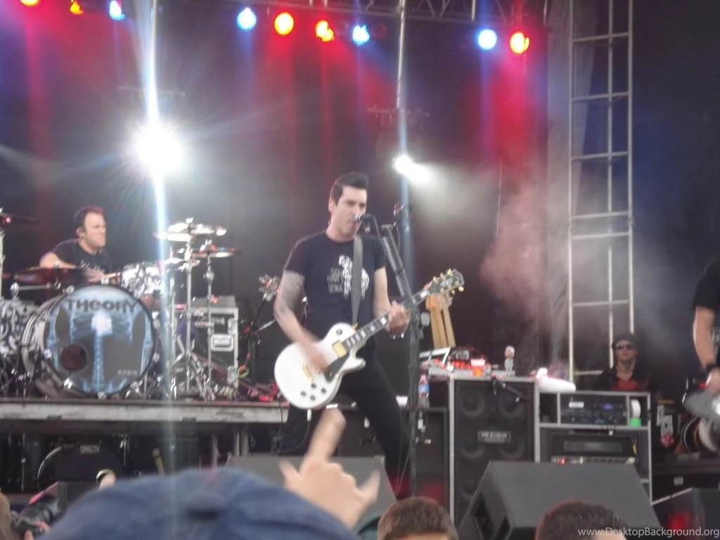 Theory Of A Deadman Graphics And Comments