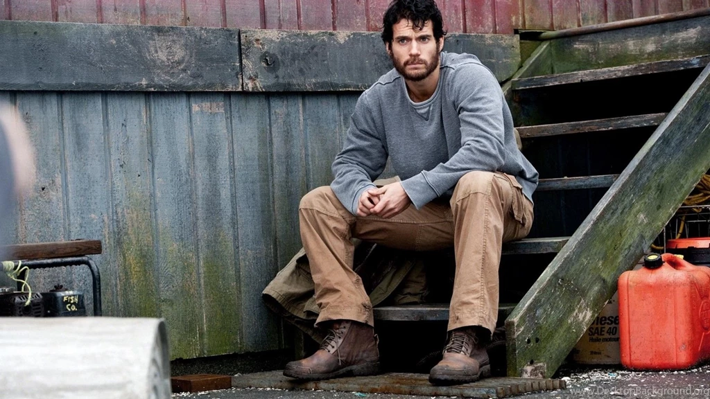 Henry Cavill In Man Of Steel 2