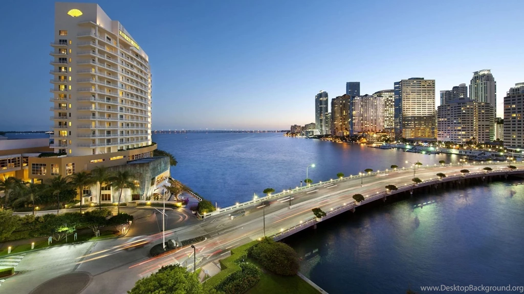 Miami Wallpapers: The City Skyline Across The Beach