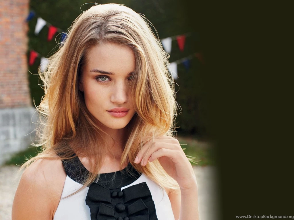 Rosie Huntington Whiteley Wallpapers