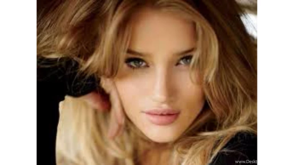 Top 4K Rosie Huntington Whiteley Wallpapers