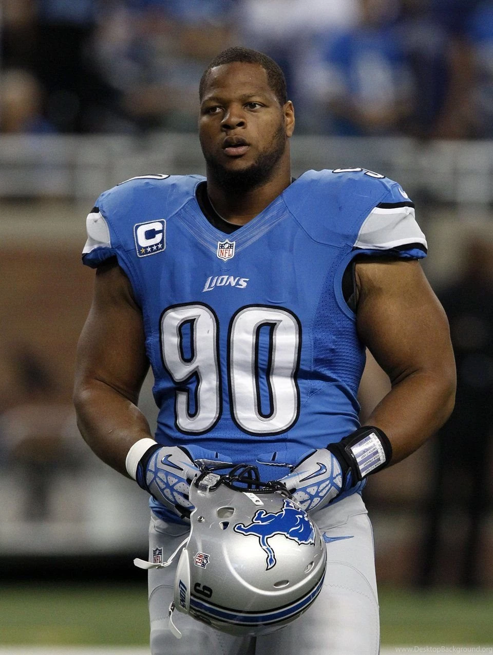 Ndamukong Suh Hit With Hefty Fine For Low Block Atlanta Black Star