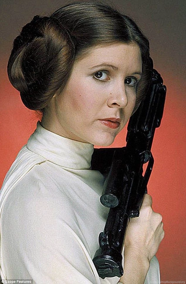 Carrie Fisher Reveals Her Bizarre Friendship With Elizabeth Taylor ...